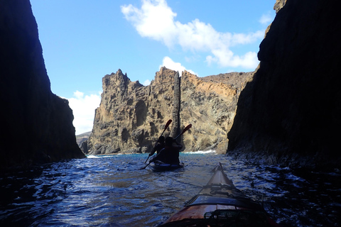 Aventura en Kayak en Calheta: Excursión a la playa de Zimbralinho o al islote de Cal