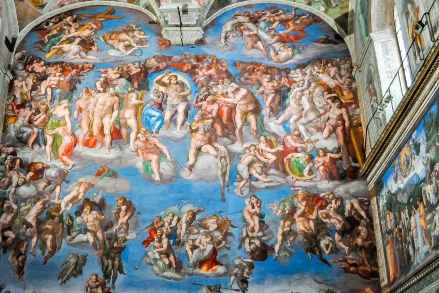 Rome: Vatican Museum Tour and Colosseum Experience