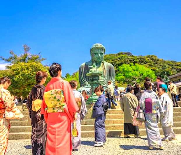 Private Kamakura and Yokohama Sightseeing Tour With Guide