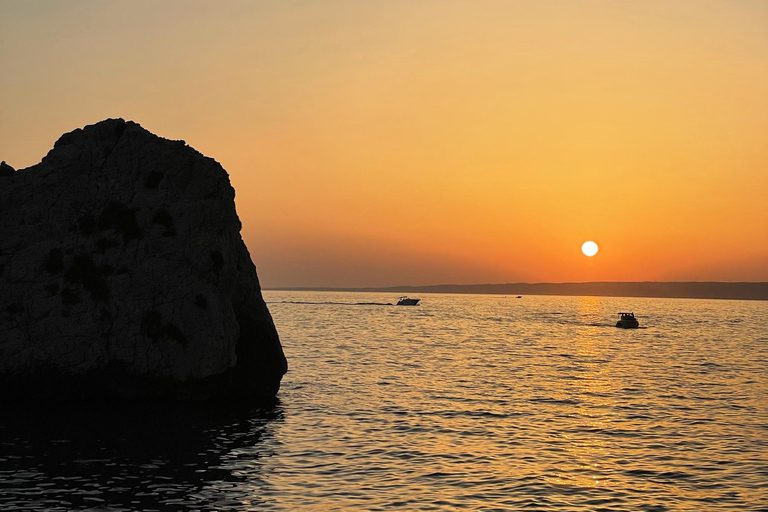 Marseille : Voilier au coucher du soleil, dîner et boissons