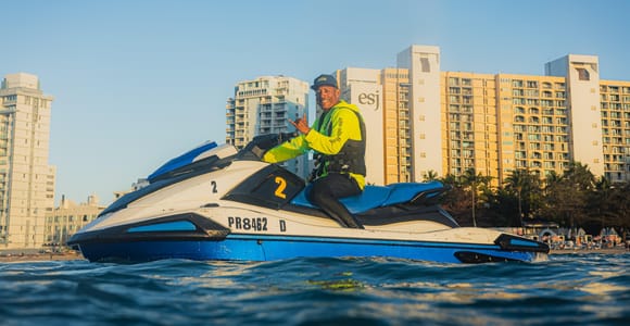 Isla Verde Beach: 1-Hour Jet Ski Ride + Free Ride Photo