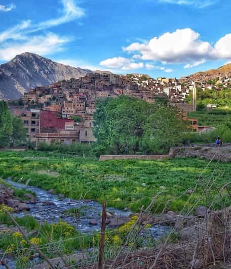 Marrakech : Visite des montagnes de l'Atlas, des villages berbères et des vallées - bivouac