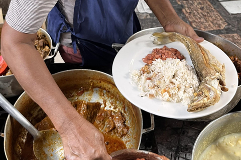 CARTAGENA: BIKE RIDE WITH LUNCH AT BOURDAIN'S FAVORITE SPOT