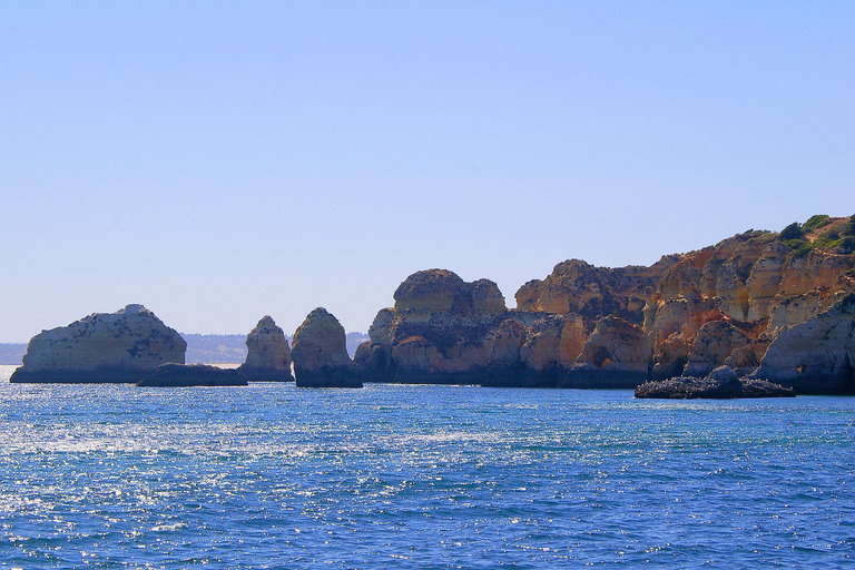 Portimão: Bootsfahrt mit dem Segelboot zu den Höhlen am Kap von Lagos
