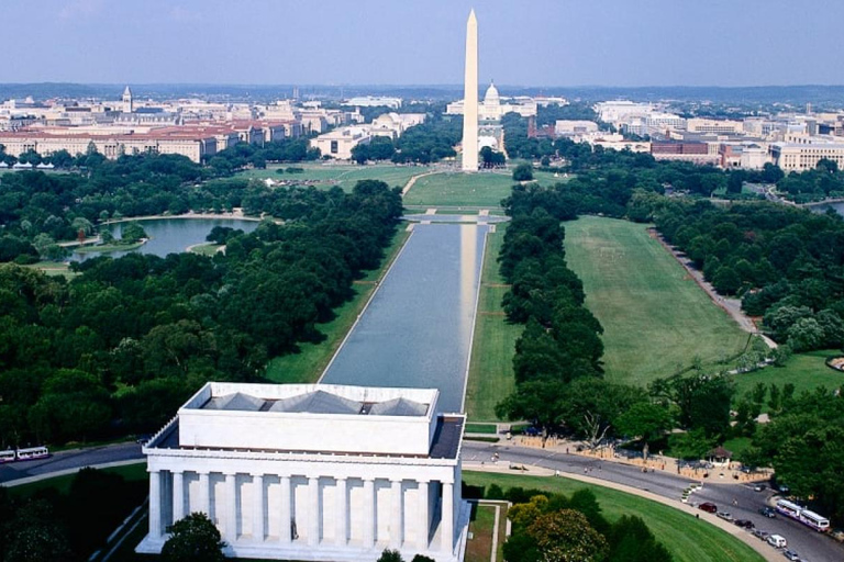 Washington, DC: Monuments Guided Tour with Transportation Monuments Day Tour