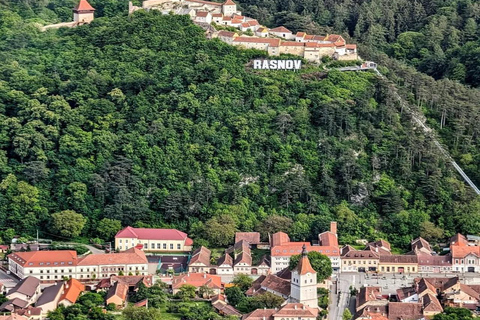 Zarnesti: 30-Minute Scenic Flight over Rasnov, Brasov & Bran