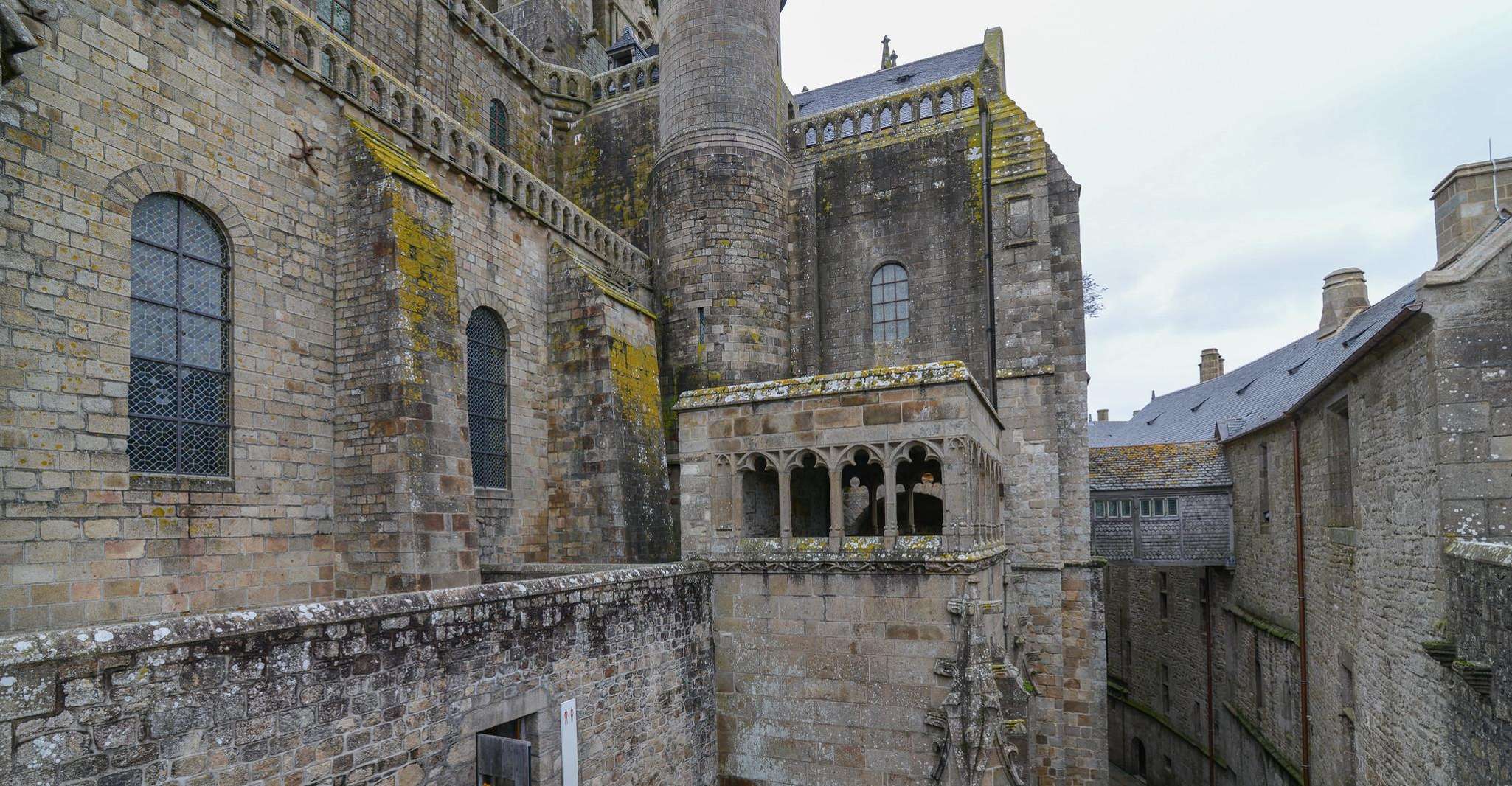 Mont Saint Michel , Départ du Havre, Deauville, Honfleur - Housity