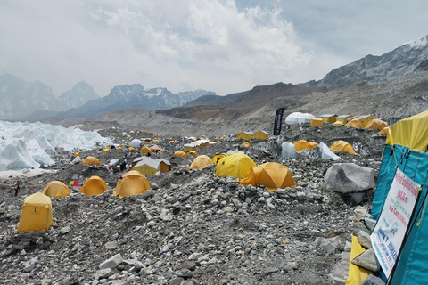 Regione dell&#039;Everest: Trek privato del Campo Base dell&#039;Everest 15 giorniEverest: Trekking del Campo Base dell&#039;Everest 15 giorni