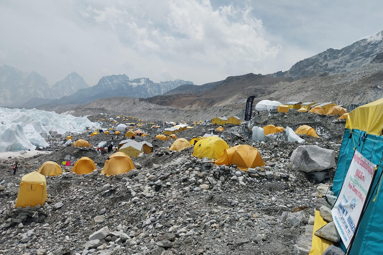 Regione dell&#039;Everest: Trek privato del Campo Base dell&#039;Everest 15 giorniEverest: Trekking del Campo Base dell&#039;Everest 15 giorni