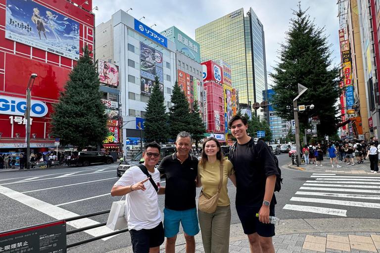 Wycieczki po Tokio w języku hiszpańskim (Asakusa - Skytree Tower - Akihabara)Wycieczki po Tokio w języku hiszpańskim