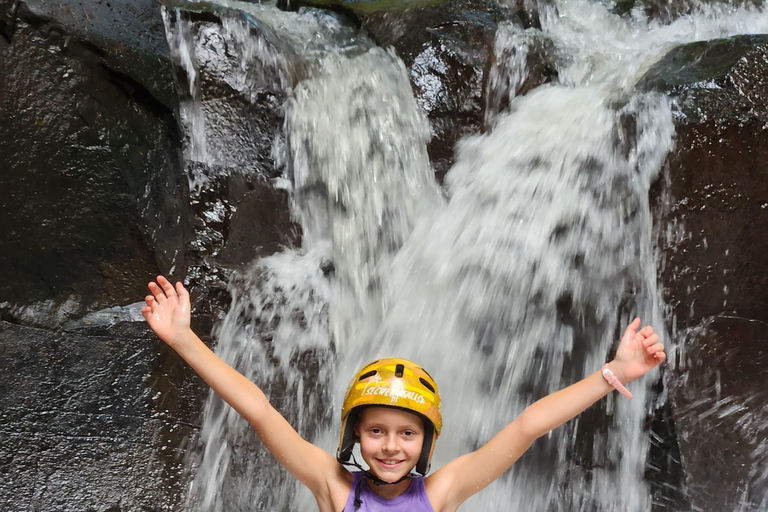Foz do Iguaçu: półdniowa wycieczka po wodospadach i szlakachFoz do Iguaçu: półdniowa wycieczka do wodospadów i szlaków turystycznych