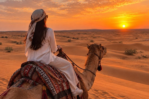 From Muscat: Shared Wadi Bani Khalid & Desert Sunset