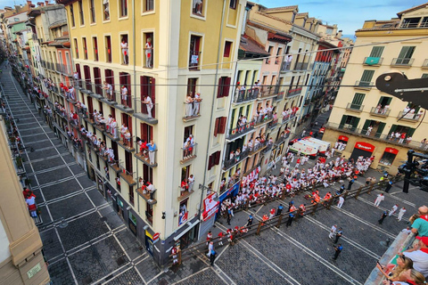 Pamplona Bulls: Balcony View & Gourmet Breakfast