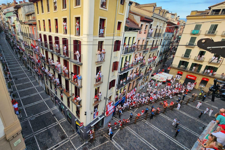 Pamplona Bulls: Balcony View & Gourmet Breakfast