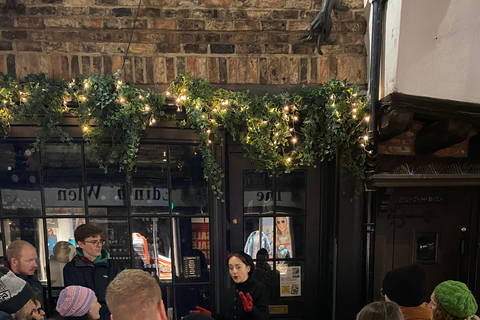 York: Mujeres Brujas Guerreras Paseo Fantasma Primera Parte