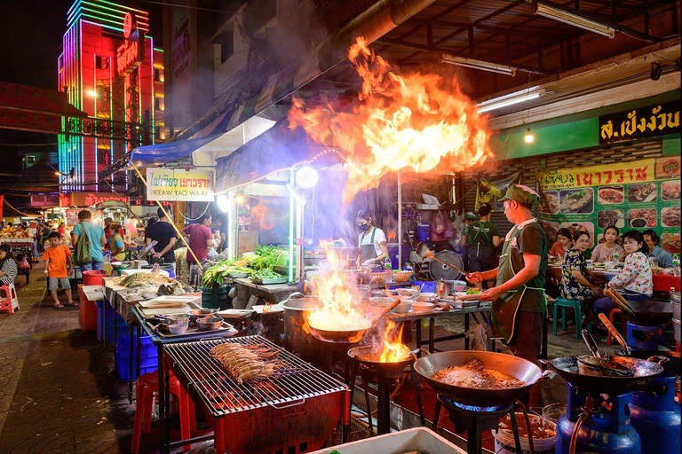 Smak Bangkoku: 3-godzinna uczta kulinarna w ChinatownBangkok: Chinatown Street Food Tour (ponad 10 degustacji)