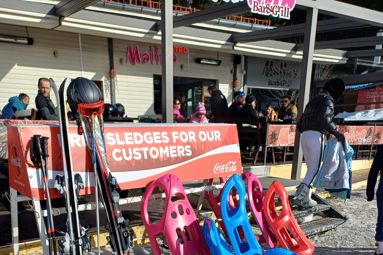 博罗韦茨徒步和雪橇之旅，参观比斯特里察皇家宫殿博罗维茨徒步和雪橇之旅，参观比斯特里察皇家宫殿