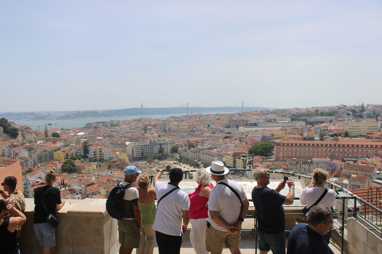 Lisbon : Private Trip by Electric Quad & Tuk Tuk Lisbon : A Welcome Tour