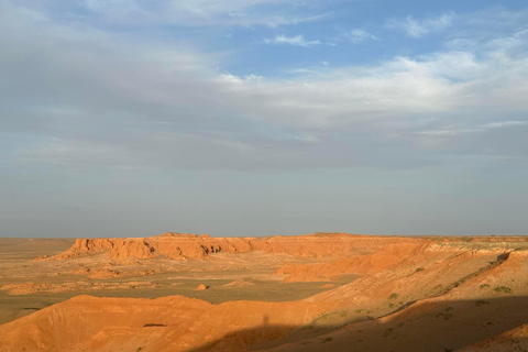 Explore the fascinating Mongolian Gobi Desert