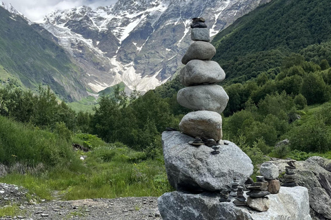 From Kutaisi: Svaneti, Mestia & Ushguli with Scenic Hikes Svaneti 4x4 Private 3-day tour