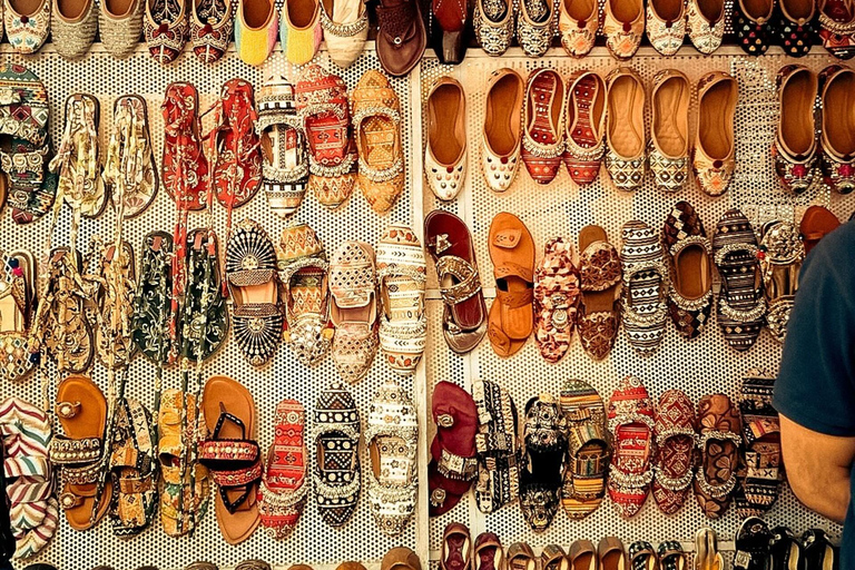 Jaipur Shopping Experience with Female Shopping Expert Shopping Tour: with Car + Guide