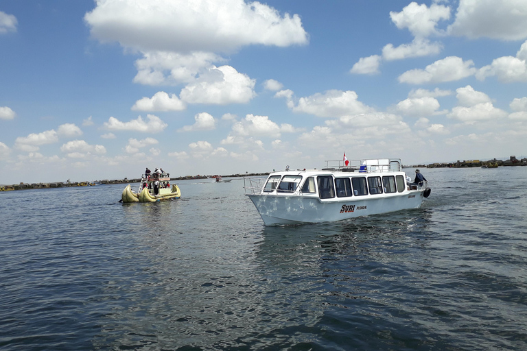 Lake Titicaca, Peru: Guided Tour to the Uros and Amantani Islands with Lunch Lake Titicaca Peru: Guided Tour to the Uros and Amantani Islands with Lunch
