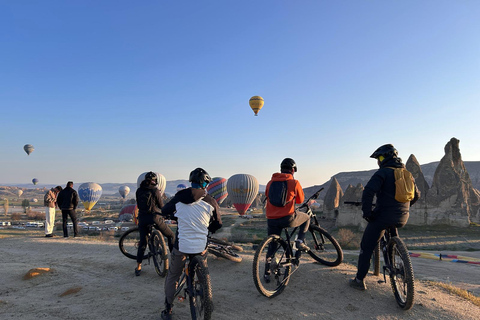 Cappadocia: Sunrise Mountain Bike Ride & Balloon Views