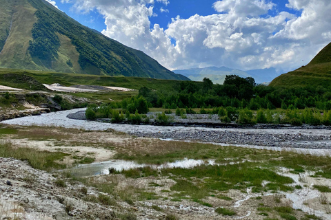 Da Tbilisi: La pittoresca Valle del Truso e la Nuova Gudauri