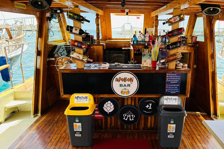 Side, Antalya: Private Boat Tour with Chef & Hotel Transfer