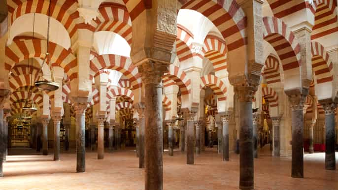 Desde Sevilla: Excursión de un día a Córdoba, la Mezquita y Carmona