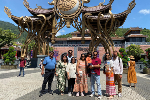 Ba Na Hills - Ponte Dourada Pequeno grupo saindo de Danang/Hoi AnDe Da Nang/Hoi An: Pequeno grupo na Ponte Dourada de Ba Na Hills