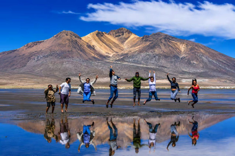 Arequipa: Salinas Lagoon & Lojen Hot Springs Tour