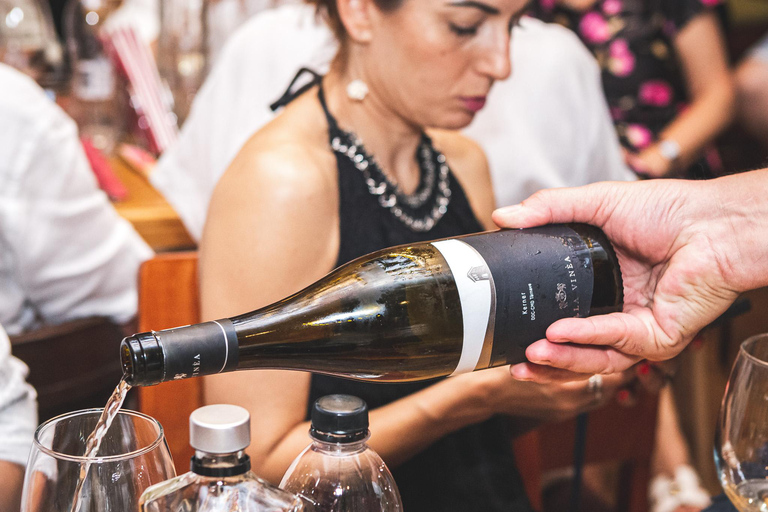 Bucarest: Degustazione di vini rumeni presso Corks