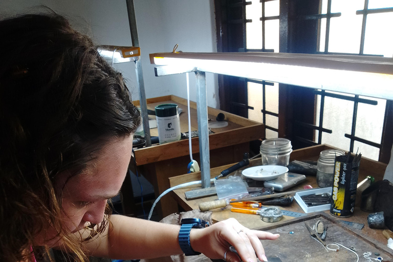 Unawatuna: Ring-Making Class: Traditional Jewelry & Sip
