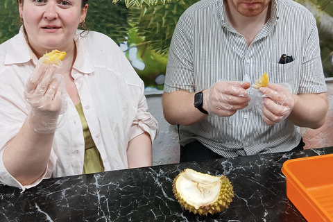 Georgetown Street Art Tour & Mix Culture Local Food Tasting