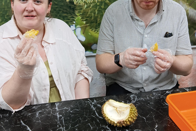 Georgetown Street Art Tour & Mix Culture Local Food Tasting