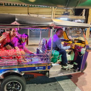 Bangkok Tuk Tuk Tour with Hotel Pickup and Dinner