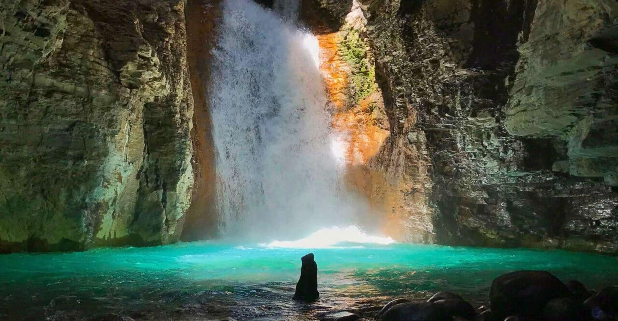 Cascada de la leona y fuentes termales con almuerzo - Hizvo