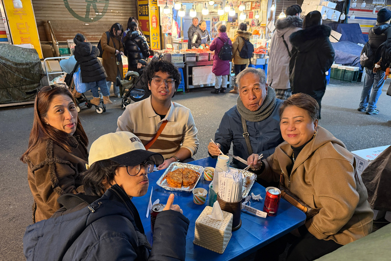 Seoul: Local Vibes, Food & Market Tour with 12+ Tastings