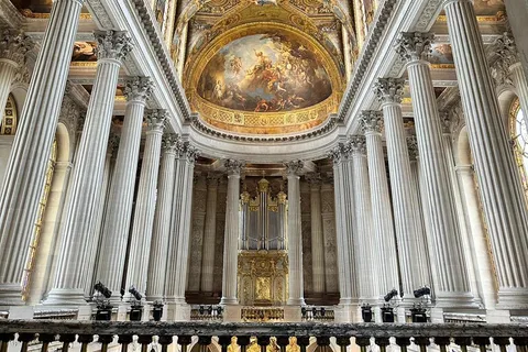 Castillo de Fontainebleau y Castillo de Versalles