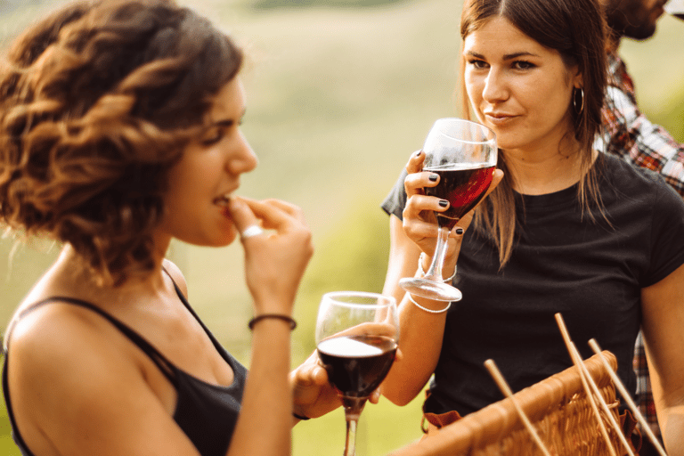 Visite privée de luxe : Sites antiques de Némée et dégustation de vin