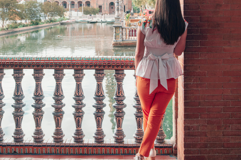 Fotógrafo profesional - Sesión de fotos en la Plaza de España.Fotógrafo profesional. Sesión de fotos en la Plaza de España