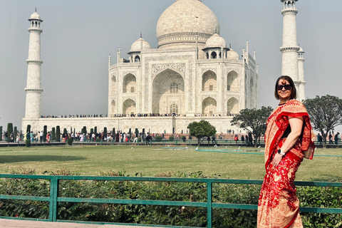 From Delhi: Private Taj Mahal & Agra Luxury Tour by Fortuner Tour with Toyota Fortuner and Tour Guide Only