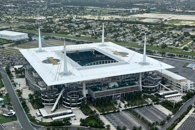 Miami: Hard Rock and Beach Helicopter Tour