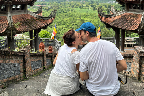 Cao Bang: Ban Gioc Waterfall Day Tour by Motorbike or Car Full-Day Car Tour with a Local Guide
