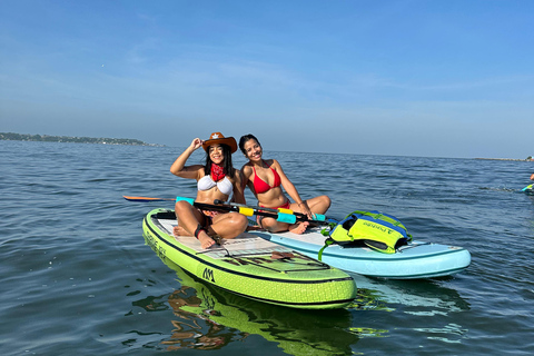 Cartagena: Paddle rental on the beach weekend