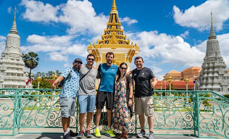Phnom Penh: wycieczka po mieście i wieczorna uczta – cały dzień