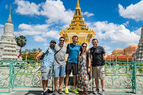 Phnom Penh: Highlights Tour Including National Museum Tuk Tuk Option + English Tour Guide