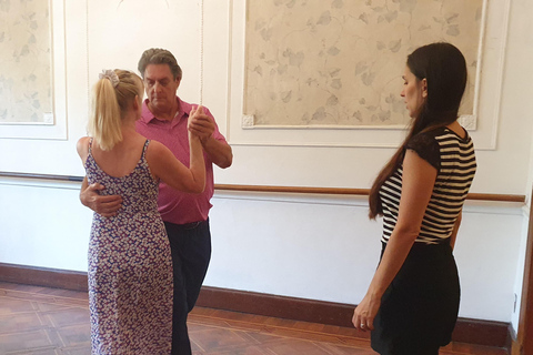 Buenos Aires: Group tango class with mate and snacks