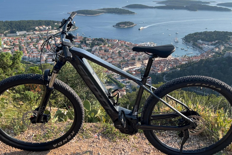 Private Hvar Island E-Bike Tour Hvar: Self-Guided E-Bike Tour to Stari Grad